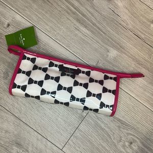NWT kate spade Whitehall court east west heddy makeup pouch